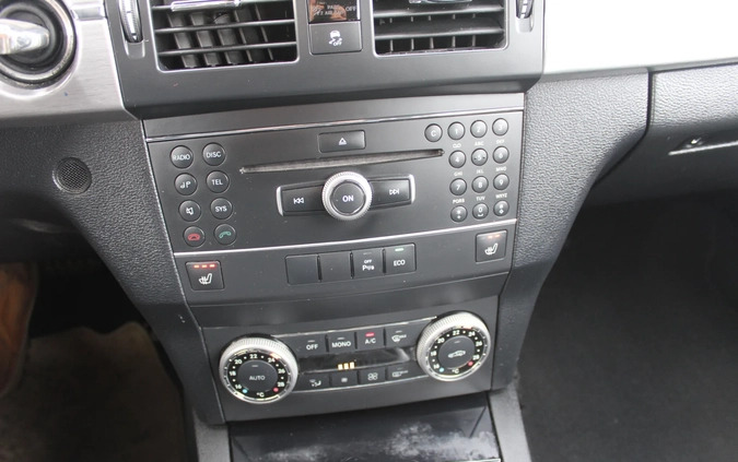 Mercedes-Benz GLK cena 57900 przebieg: 260435, rok produkcji 2012 z Dębno małe 562
